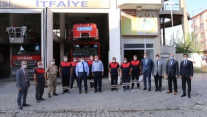 Vali/Belediye Başkan V. Sayın H. Engin Sarıibrahim, İtfaiye Amirliğini Ziyaret Etti