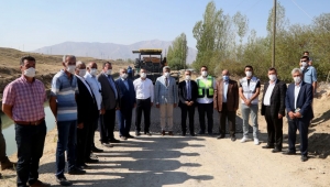 VALİ VE BÜYÜKŞEHİR BELEDİYE BAŞKAN VEKİLİMİZ MEHMET EMİN BİLMEZ, BÜYÜKŞEHİR'İN ASFALT ÇALIŞMALARINI İNCELEDİ