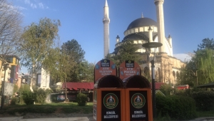 YOĞUN NOKTALARA TIBBİ ATIK KOVALARI YERLEŞTİRİLDİ