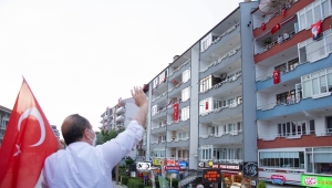 ZAFERİN COŞKUSU BALKONLARA TAŞINACAK