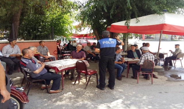 Eskişehir'de polis ekipleri vatandaşları bilgilendirdi