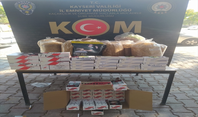 Kayseri'de kaçakçılık operasyonunda kaçak tütün ve sigara ele geçirildi