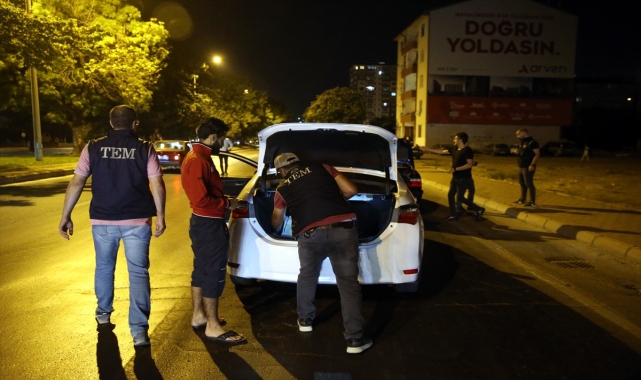 Kayseri'de terörle mücadele polislerinden denetim