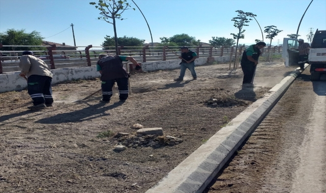 Kayseri'de yeşil alan çalışmaları sürüyor