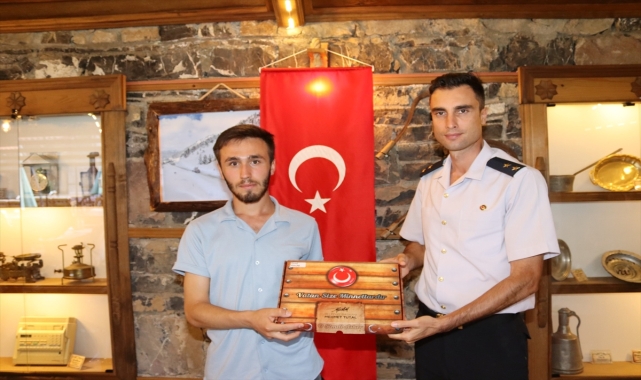 Seydişehir Belediye Başkanı Tutal, askere gidecek gençlerle yemekte buluştu