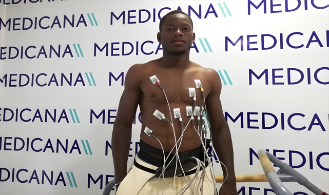 Sivasspor'un yeni transferi Kader Keita, sağlık kontrolünden geçti