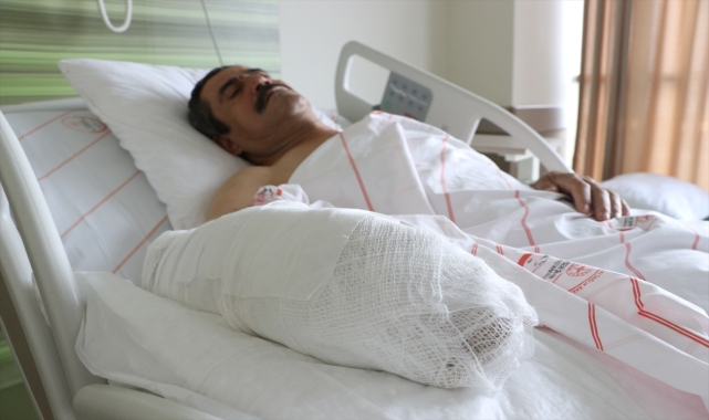 Ardahan'da işçinin kaza sonucu kopan eli Kayseri'de 6 saatlik operasyonla dikildi