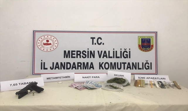 Mersin'de uyuşturucu sattığı iddiasıyla 3 şüpheli yakalandı