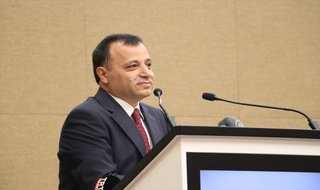 Anayasa Mahkemesi Başkanı Zühtü Arslan Yozgat'ta panelde konuştu: