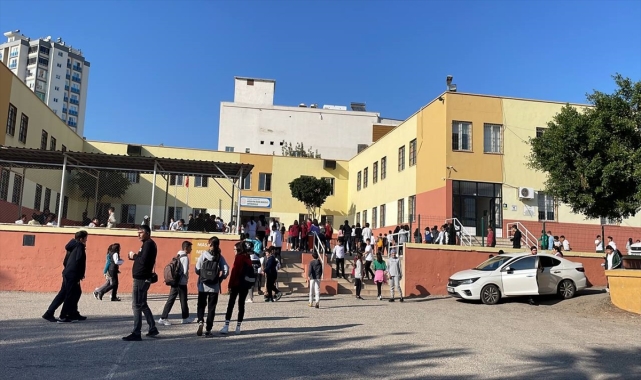 Mersin'de sınıf arkadaşının bıçakladığı 12 yaşındaki öğrenci öldü