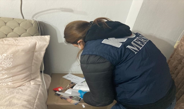 GÜNCELLEME - Mersin'de icra ihalelerine fesat karıştırdıkları iddiasıyla 12 zanlı yakalandı