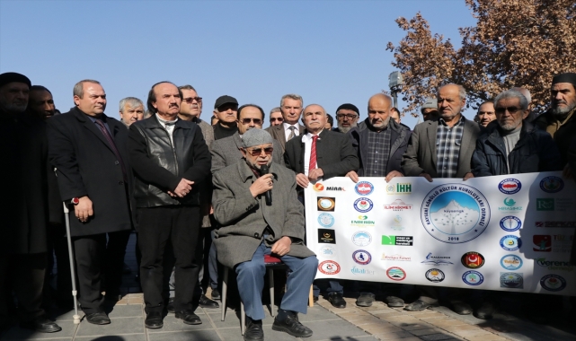 İsveç'te Kur'an-ı Kerim'in yakılması Kayseri'de protesto edildi