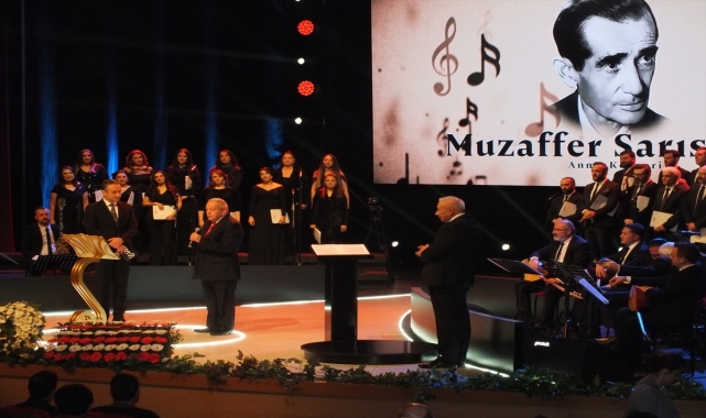 Muzaffer Sarısözen konserle anıldı