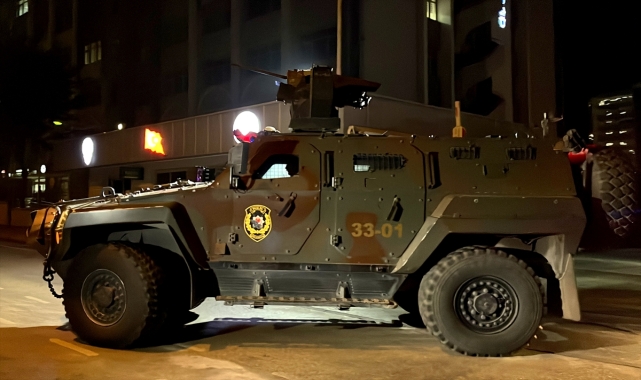 GÜNCELLEME - Mersin'de terör örgütü PKK/KCK operasyonunda 10 zanlı yakalandı