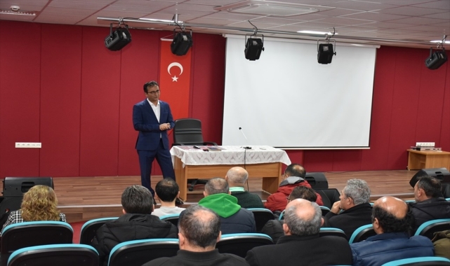 Karaman'da ilkokullara spor malzemesi dağıtıldı