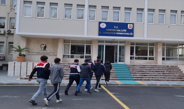 Mersin'deki sosyal medya dolandırıcılığı operasyonunda 4 şüpheli tutuklandı