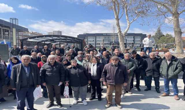 Niğde'de depremden etkilenen mahallelerin afet bölgesi kapsamına alınması istendi