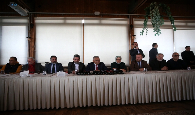 AK Parti Kayseri milletvekili adayı Böhürler basın mensuplarıyla buluştu