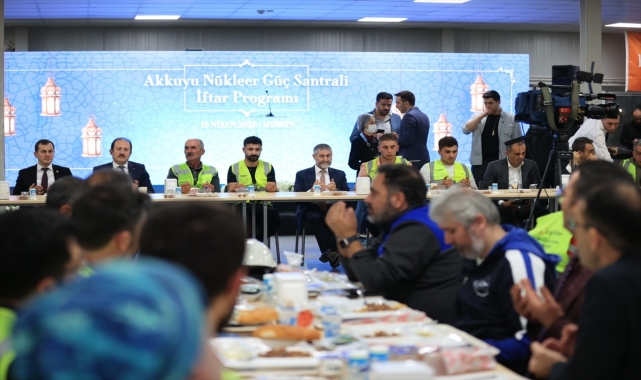 Hazine ve Maliye Bakanı Nebati Akkuyu NGS'de iftar programına katıldı:
