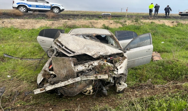 Yozgat'ta devrilen otomobildeki 7 kişi yaralandı