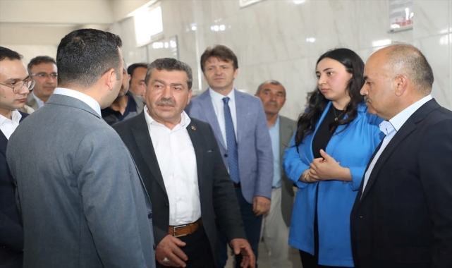 Akıncılar'da üreticiye domates fidesi dağıtıldı