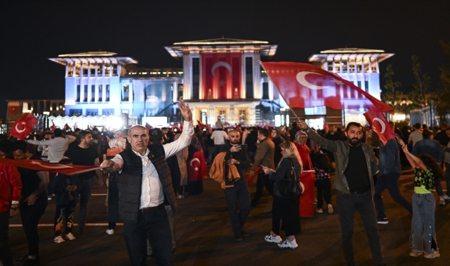 Cumhurbaşkanı Erdoğan, Cumhurbaşkanlığı Külliyesi'nde vatandaşlara hitap etti: (4)