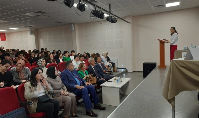 Gölbaşı Anadolu Lisesi'nde