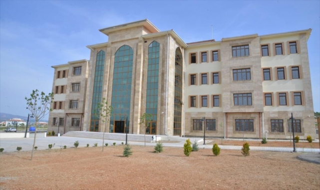 KAEÜ İslami İlimler Fakültesi binası hizmete açıldı