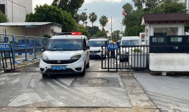 GÜNCELLEME - Mersin merkezli tefecilik ve nitelikli dolandırıcılık operasyonunda 11 zanlı yakalandı