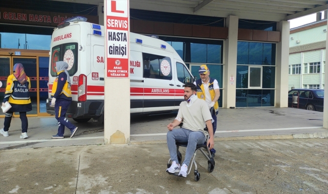 Konya'da otomobillerin çarpıştığı kazada 2 kişi yaralandı