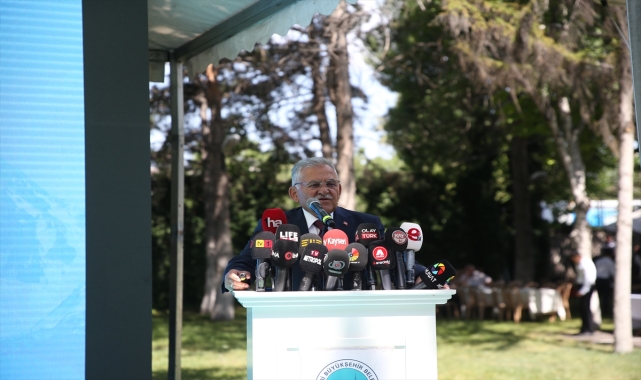 Başkan Büyükkılıç, Erciyes'teki faaliyetleri tanıttı
