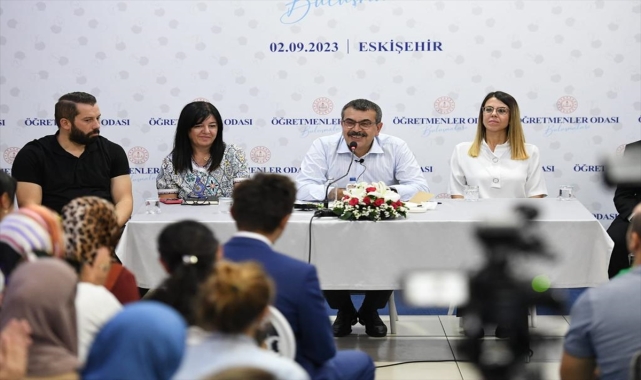 Milli Eğitim Bakanı Tekin, Eskişehir'de