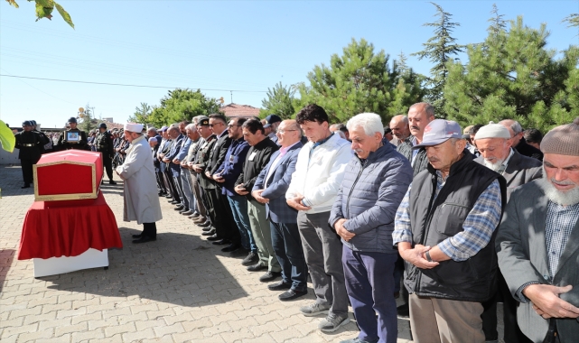 Ayaş'ta vefat Kıbrıs gazisi son yolculuğuna uğurlandı