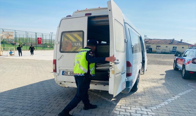 Eskişehir'de okul servisleri denetlendi
