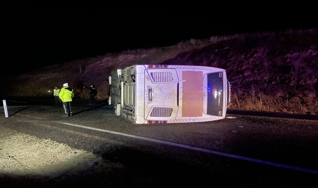 Kayseri'de otobüs devrilmesi sonucu 38 kişi yaralandı
