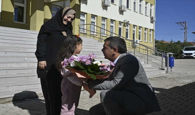Kırıkkale'de Hacı Hacer Mıstaçoğlu Kızılay Anaokulu eğitime açıldı