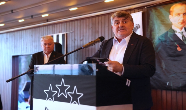 Beşiktaş Kulübü Başkan Adayı Serdal Adalı, Mersin'de siyah-beyazlılarla buluştu: