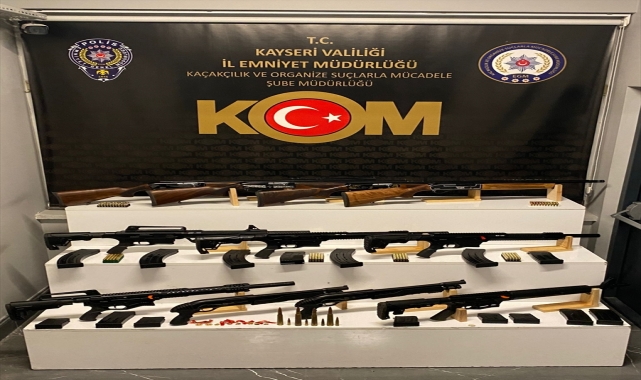 Kayseri'de 11 kaçak av tüfeği ele geçirildi