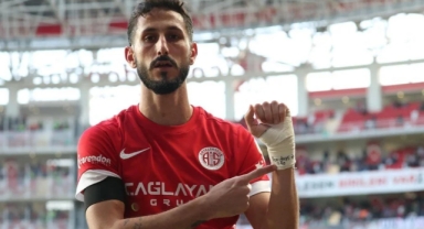 Antalyasporlu Futbolcu Sagiv Jehezkel'den İsrail'e Destek: Skandal Gol Sevinci Tepki Çekti, Gözaltına Alındı