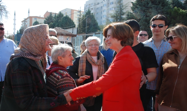 CHP Eskişehir Büyükşehir Belediye Başkan adayı Ünlüce, oyunu kullandı