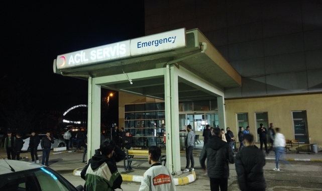 Çubuk ilçesinde 2 motosikletin çarpıştığı kazada 3 kişi yaralandı