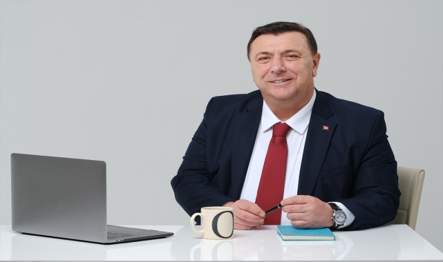 Cumhur İttifakı Odunpazarı Belediye Başkan adayı Alp'ten belediye çalışanlarına mesaj