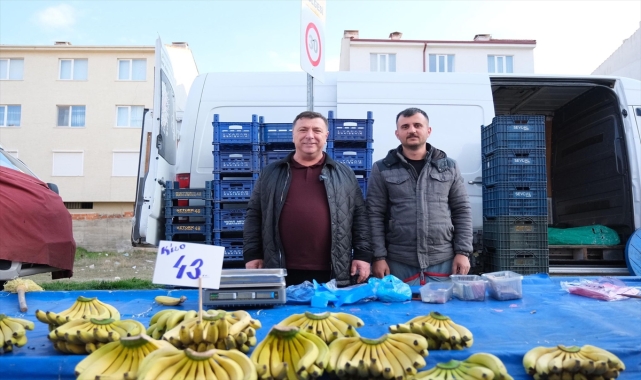Odunpazarı Belediye Başkan adayı Alp, pazarcı esnafıyla görüştü