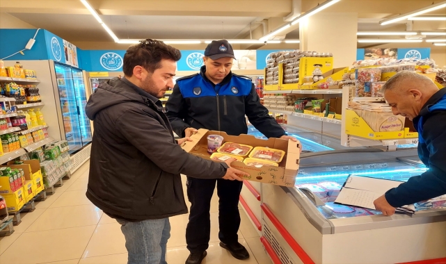 Şereflikoçhisar'da bayram öncesi market, fırın ve alış veriş merkezleri denetlendi