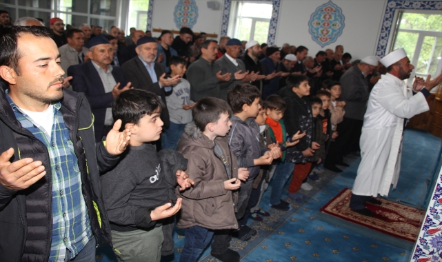 Beypazarı'nın mahallelerinde yağmur ve şükür duası yapıldı
