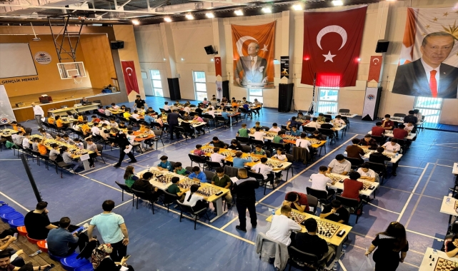 Karapınar'da satranç turnuvası düzenlendi