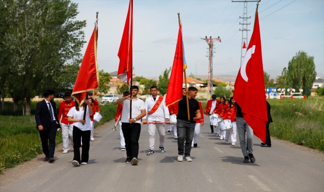 Sarıoğlan'da 19 Mayıs Atatürk'ü Anma, Gençlik ve Spor Bayramı kutlandı