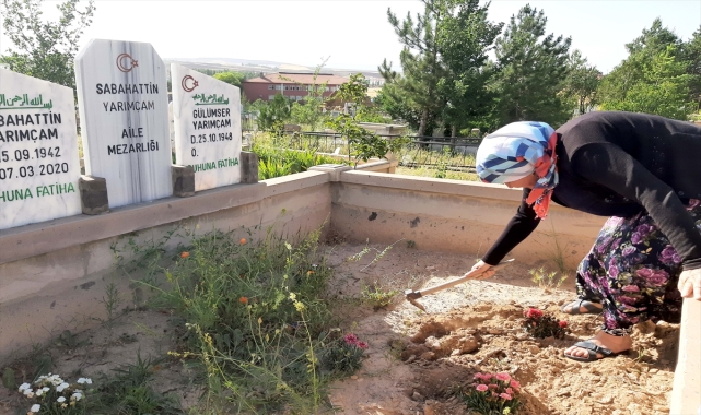 Sarıoğlan'da Kurban Bayramı'nda mezarlıklar ziyaret edildi