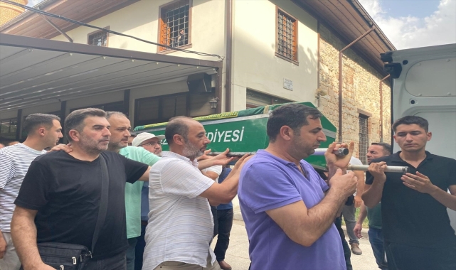 Eskişehir'de EB hastası 13 yaşındaki çocuk hayata tutunamadı