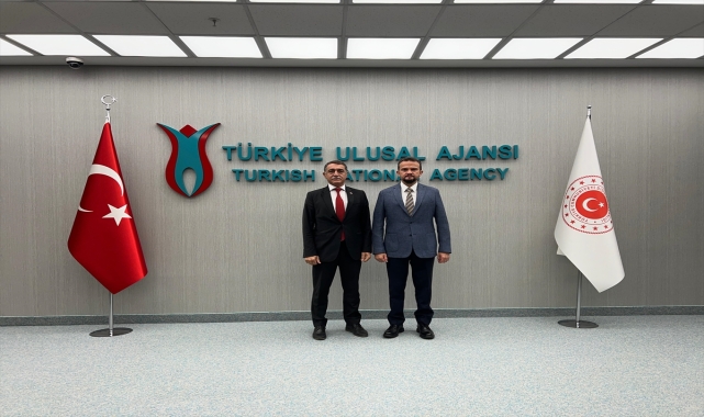 KAEÜ Rektörü Karahocagil, Türkiye Ulusal Ajansı Başkanı Astarcı ile buluştu